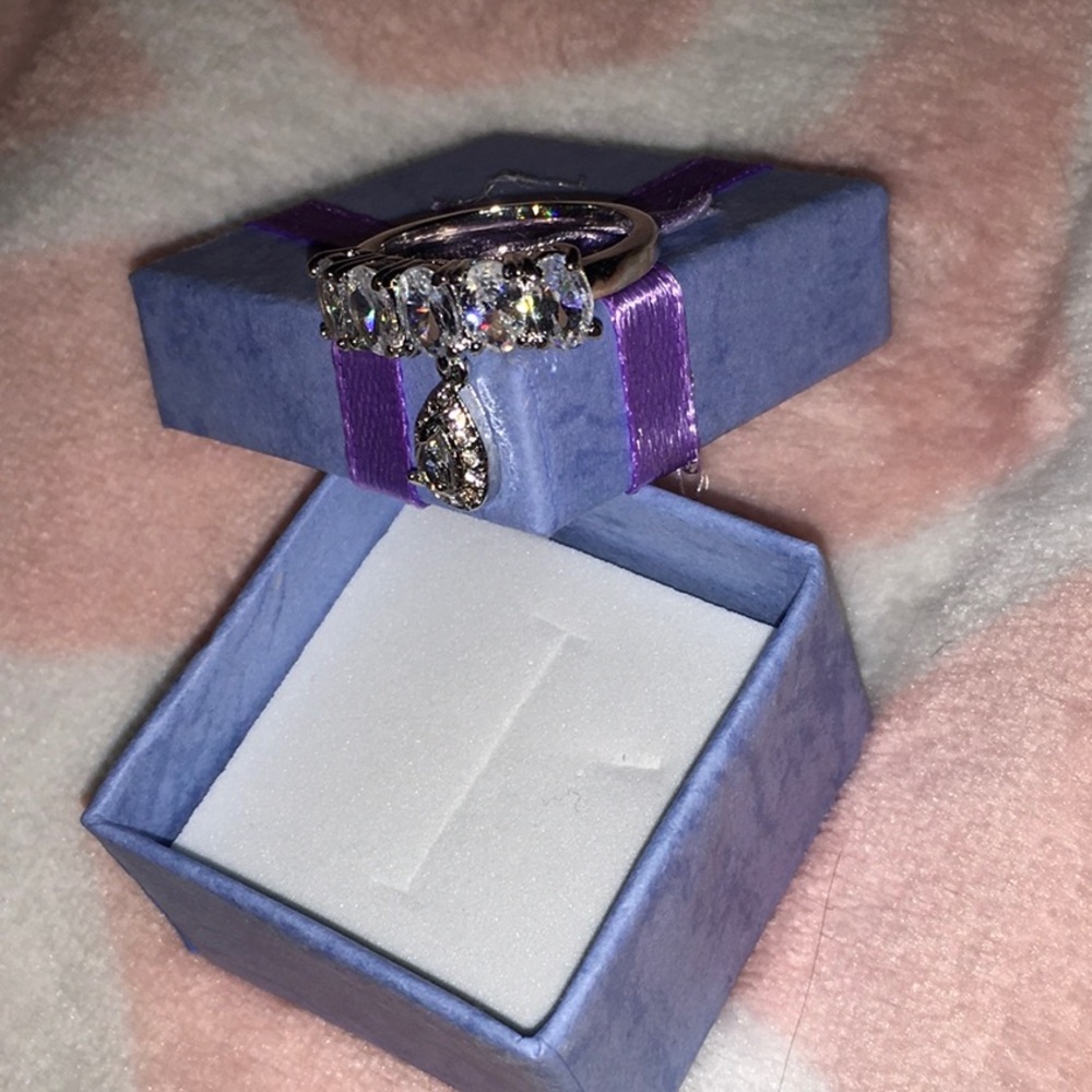 Jewelry CZ Silver ring - Picture 5 of 7